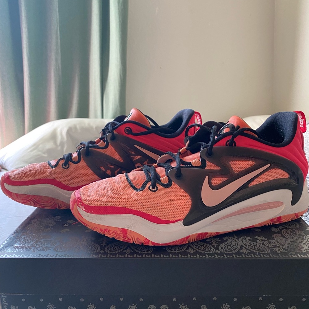 Nike Napheesa Collier x KD 15 Community